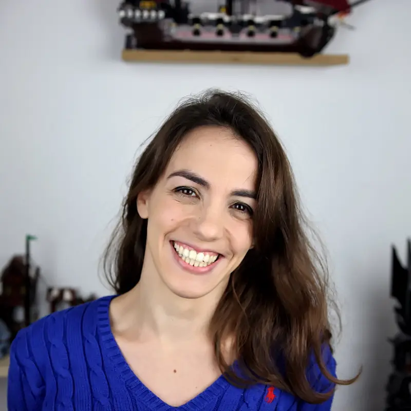 Portrait d'Aurore Galle, co-fondatrice et directrice artistique de Ludi Briques à Salon-de-Provence